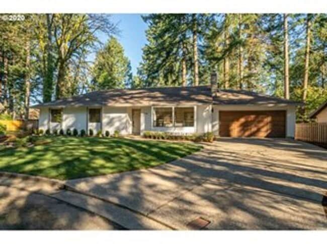 Photo - 3bd 2ba in quiet cul de sac Lake Oswego