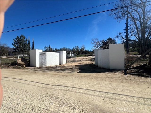 38900 Howard Rd