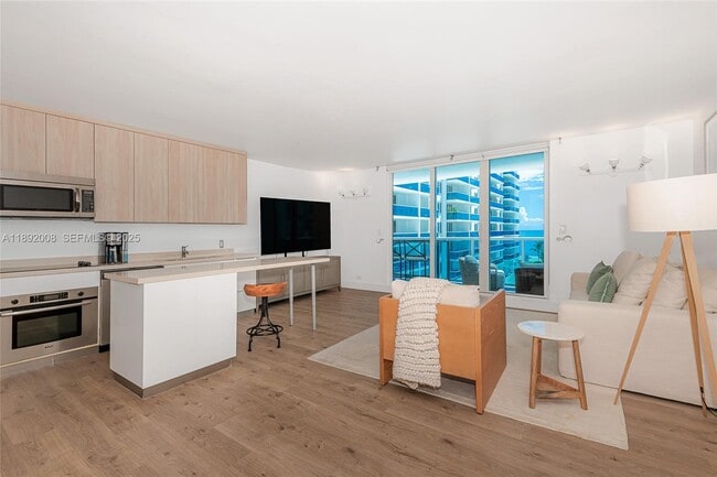 Photo - 2301 Collins Ave Unit 541