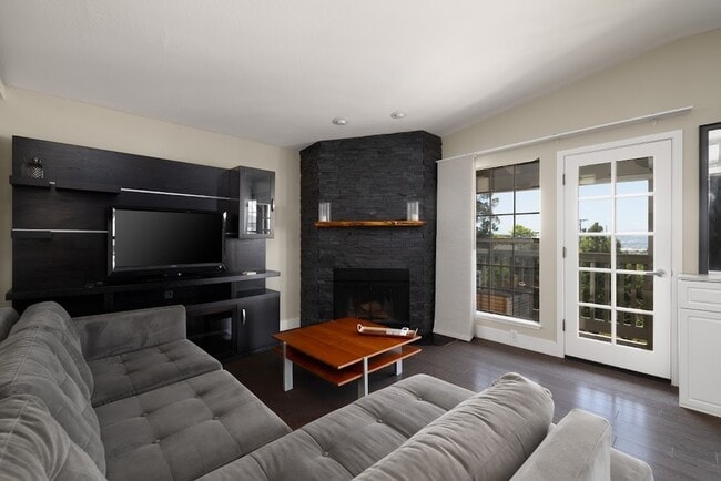 Photo - 2215 Linwood St Unidad C5