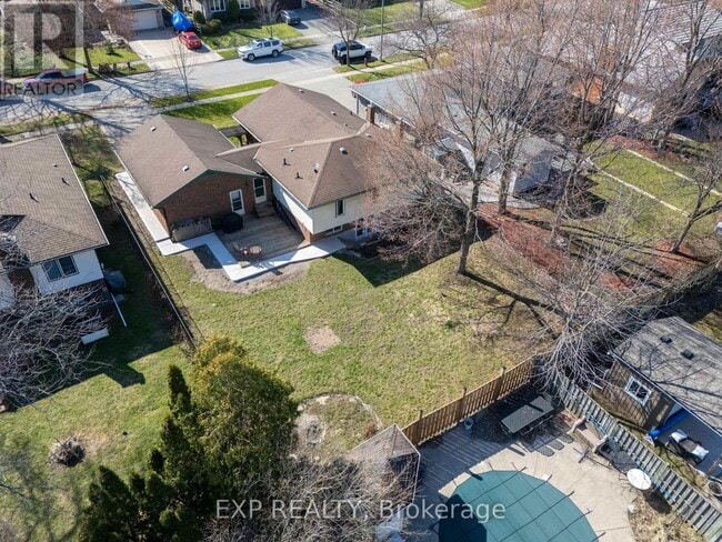 Photo - 2580 Noella Crescent