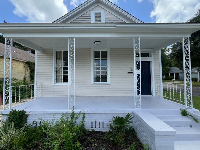 Photo - Modern Style Meets Old World Charm