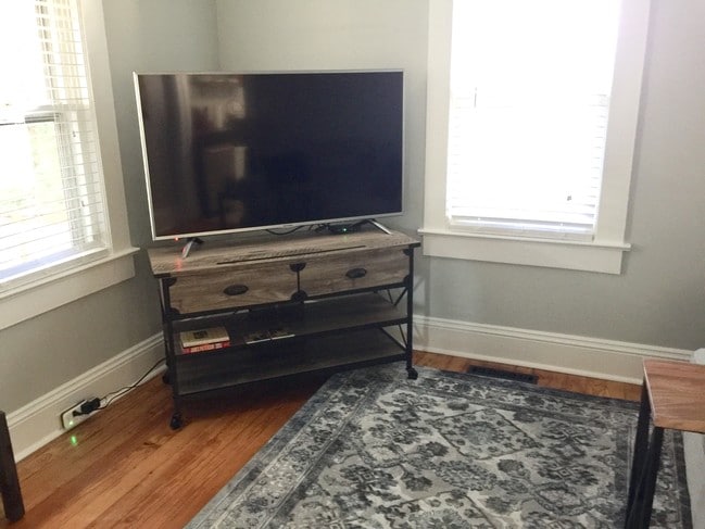 Photo - 1310 Hyman Ave