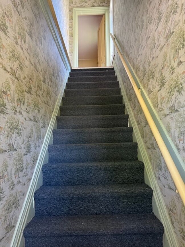 Photo - 654 Jefferson St Unidad 654 A Jefferson