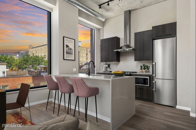 Photo - 2 br, 2 bath Condo - 918 W Madison St 714 ...