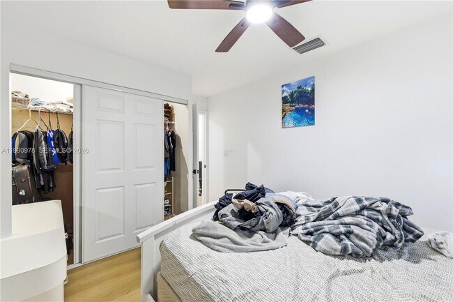 Photo - 5666 Mayo St Unidad 2