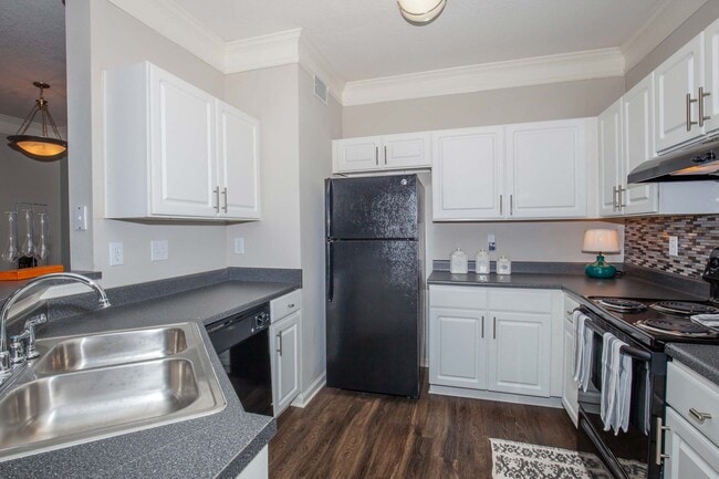 Carrington Place at Wildewood Apartments