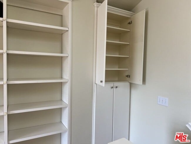 Photo - 729 Kenmore Cir