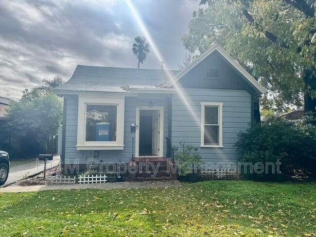 Building Photo - 1570 Locust St