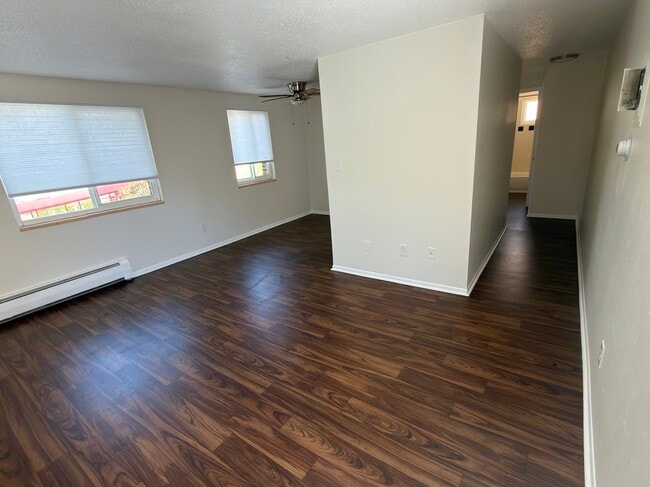 Photo - 2330 S University Blvd