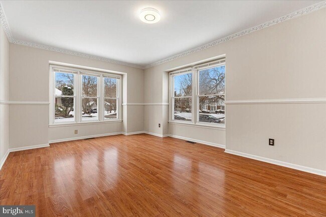 Photo - 27 Cartwright Dr