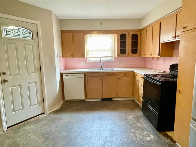 Photo - 480 N Hawkins Ave Unit 480