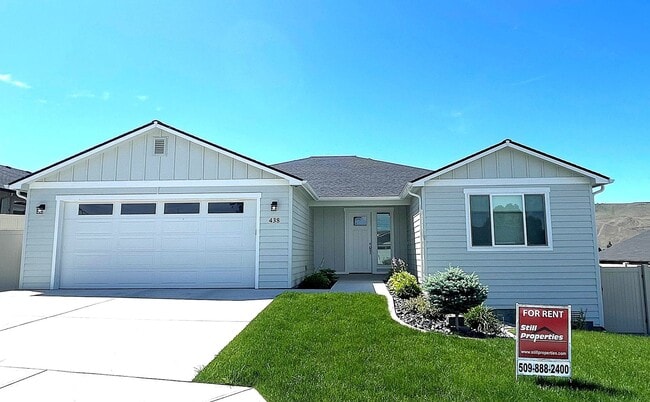 Building Photo - Now renting 3 bedroom 2 bathroom House