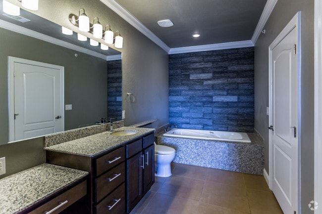 1BR, 1BA - The Richland - Bathroom