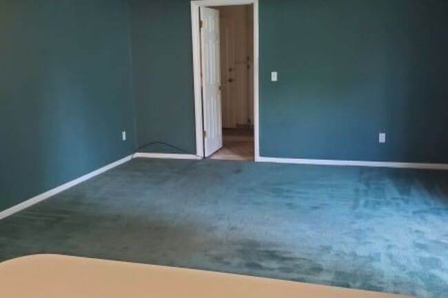 Photo - 2002 Glendale Ln