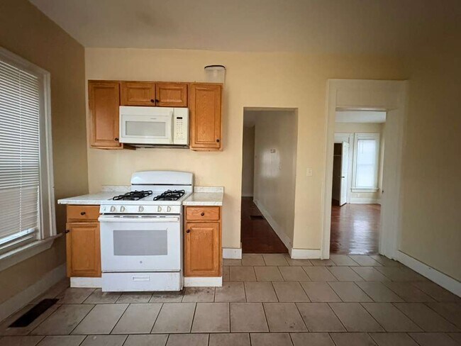 Photo - 81 Sherman Ave Unidad 1