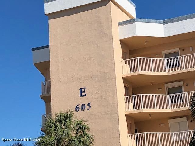 Photo - 605 Shorewood Dr Unit 401