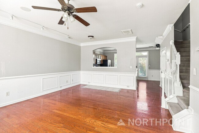 Photo - 9311 Greenheather Dr