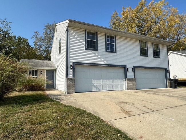 Building Photo - 3616-3618 Thornhill-STEWARDSHIP Unit 3616 Thornhill Circle Rental
