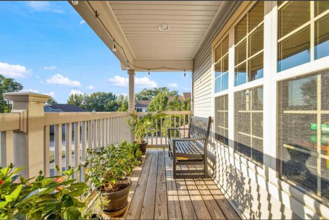 Photo - 18825 Madeline Ln Unidad C