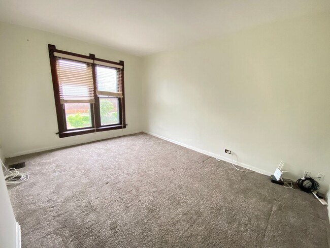 Photo - 329 W 8th Ave Unit 2