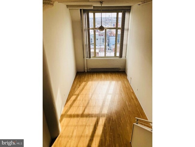 Building Photo - 2300 Walnut St Unit 1B-623 Rental