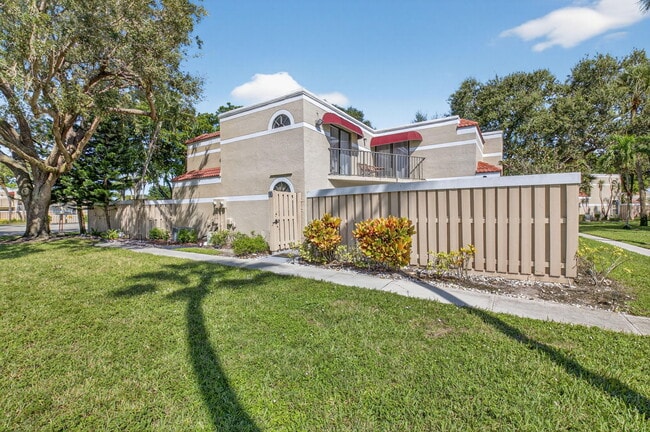 Photo - 4310 Village Dr