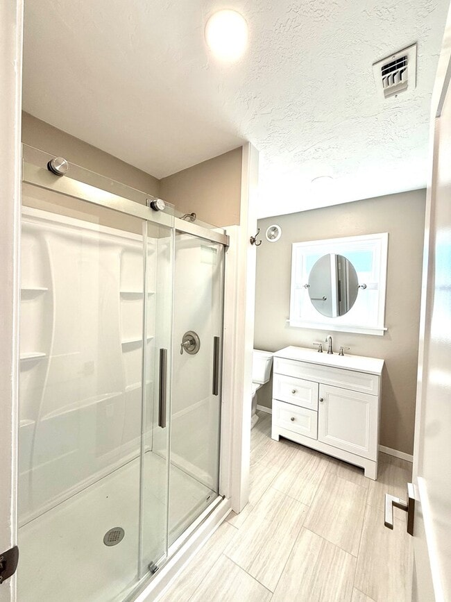 Photo - 329 W Main St