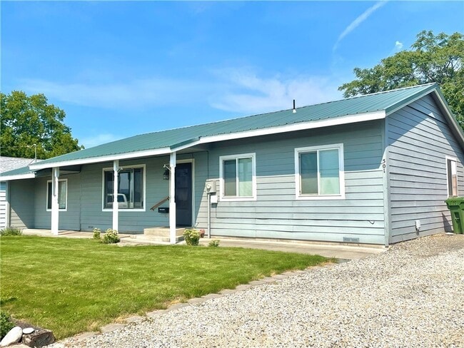 501 Grape Ave E