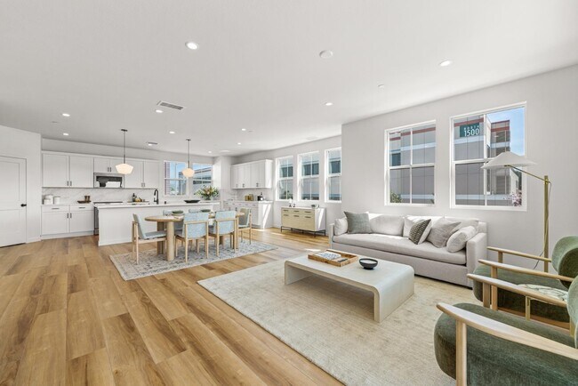 212 Wakeful Wy