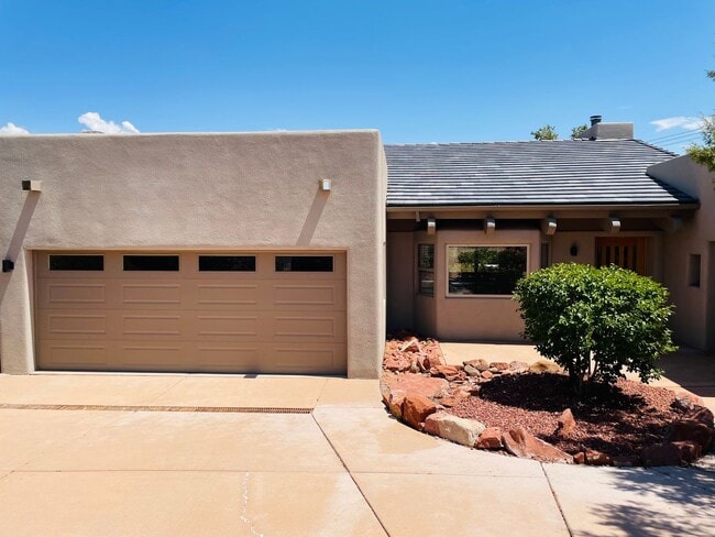 Building Photo - Foothills South Subdivision Rental