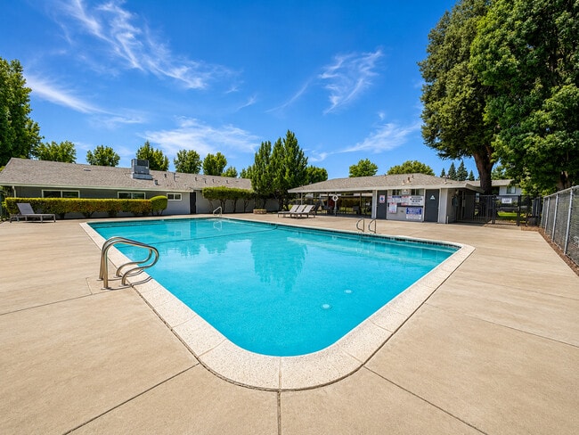 Heatherwoods Apartments