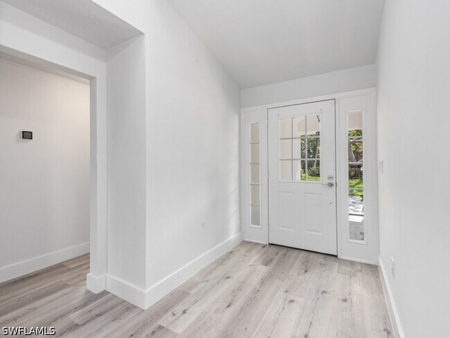 Photo - 1131 Crayton Rd