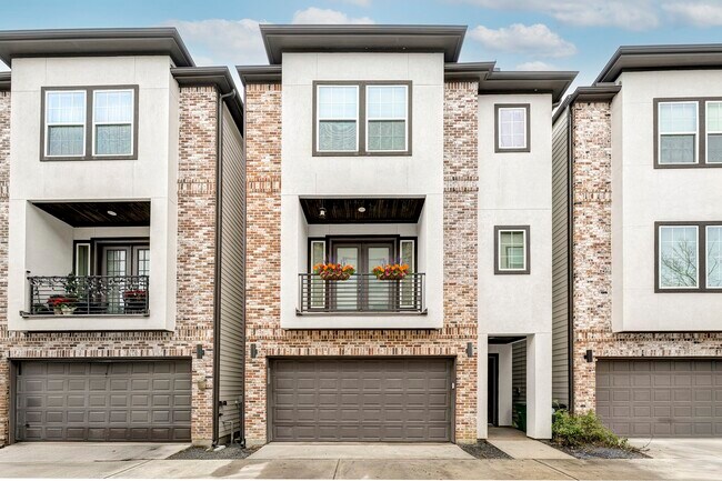 Building Photo - 5932 Petty St