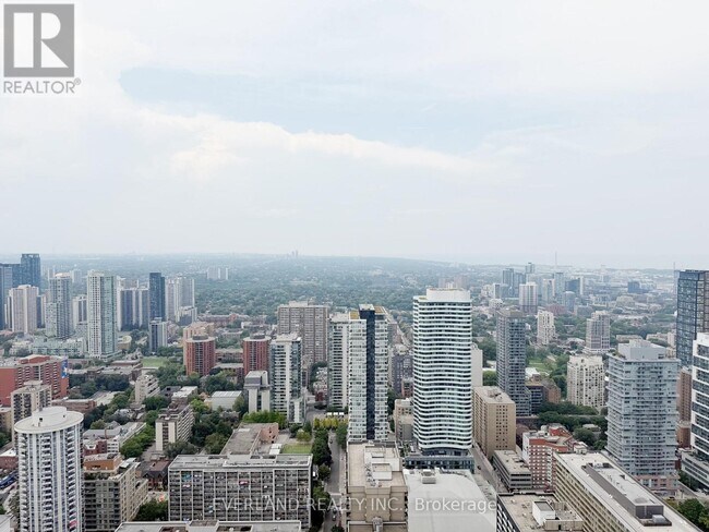 Photo - 7 Grenville St Unit 5706