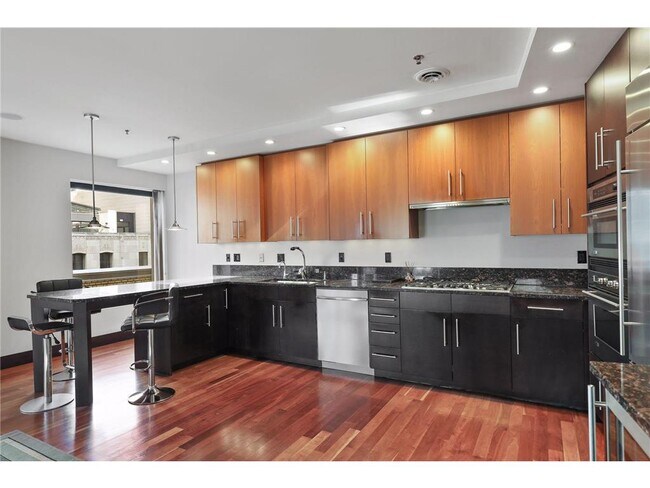 Photo - 601 S Marquette Ave Unit 402