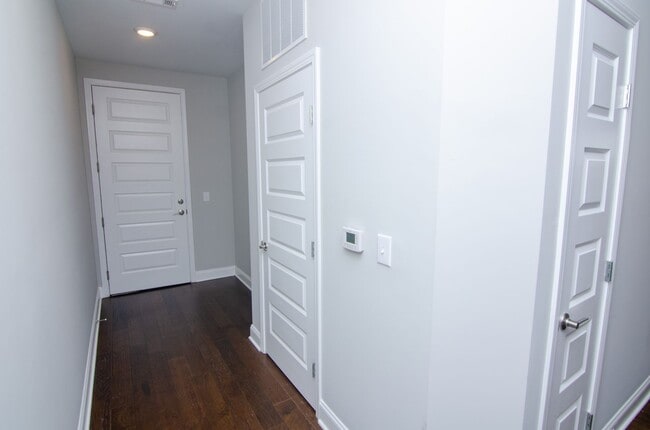 Photo - Stunning Condo with Garage space