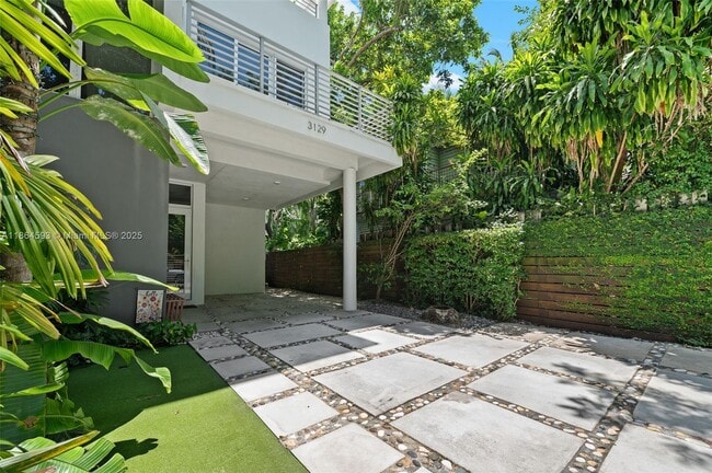 Building Photo - 3129 Matilda St Rental