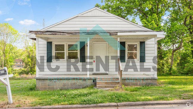 Building Photo - COMING SOON! Delightful 3-Bedroom 1-Bathro... Rental