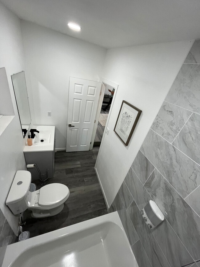 Photo - 1204 Sawmill Rd NW Unidad 1