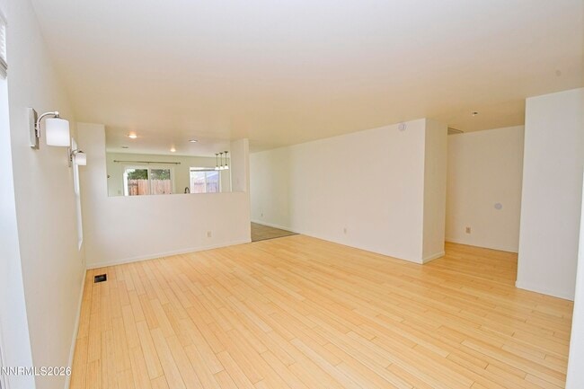 Photo - 7441 Deveron Dr