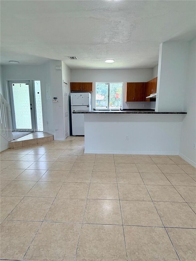 Photo - 20421 NW 15th Ave