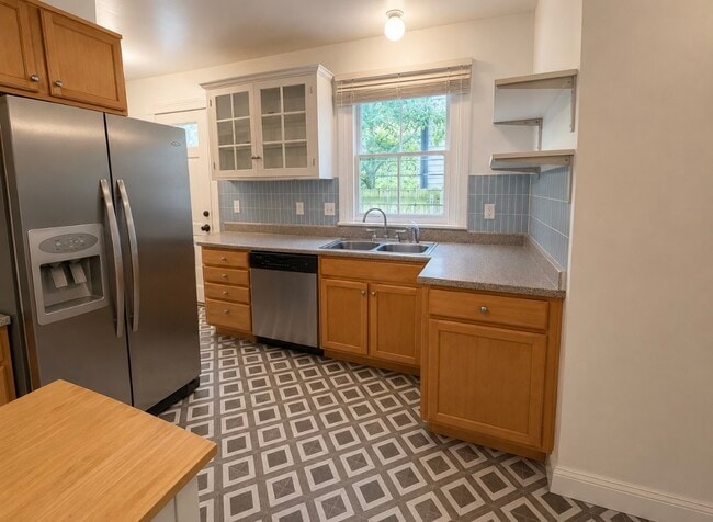 Photo - 2227 Joseph St Unit 2227