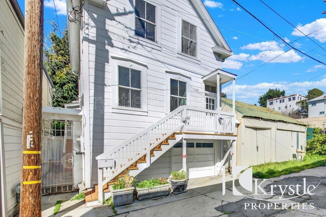 Photo - 520 Indian Aly