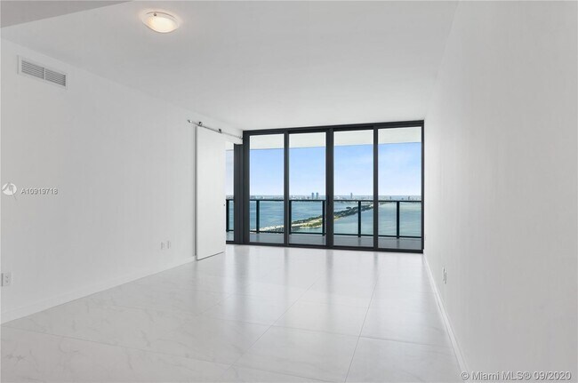 Photo - 3131 NE 7th Ave