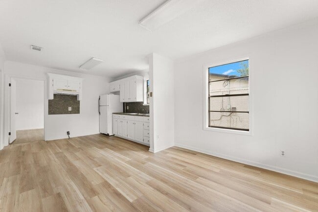 Photo - 610 Mcnabb St