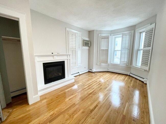 Photo - 132 P St Unit 2