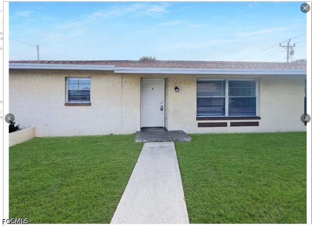 Photo - 328 Cape Coral Pkwy W
