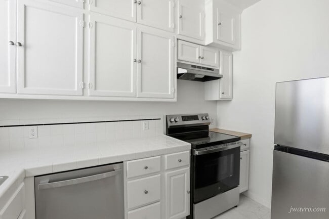 Photo - 1695 North Point St Unit 301