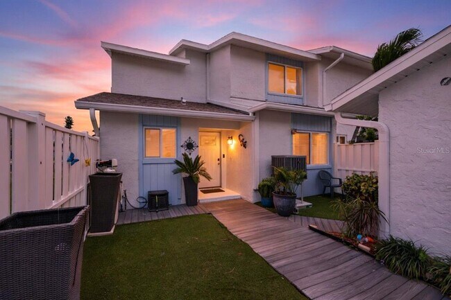 Photo - 6537 Cape Hatteras Way NE